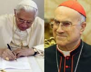 Benedicto XVI cardenal Bertone