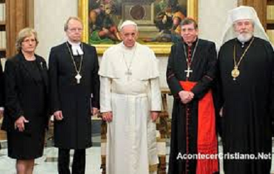 el Papa Francisco con representantes de iglesias no-católicas