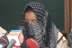 Sor Meena violada da testimonio de su fe