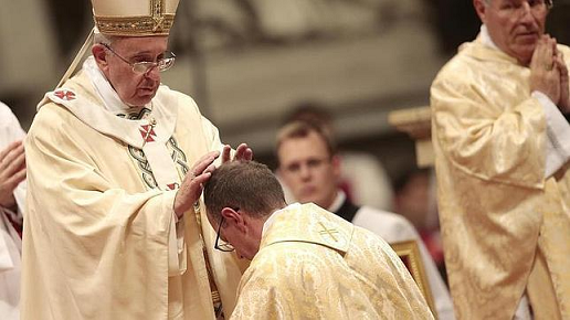 Ordenación sacerdotal por el Papa Francisco